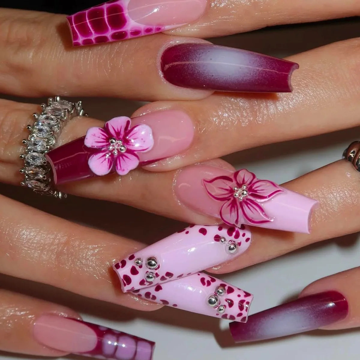 10Pcs 3D Handmade Press On Nails Hot New Product Long Square Head French Gold Line 3D Flower Design Reusable Full Cover Nail Tips