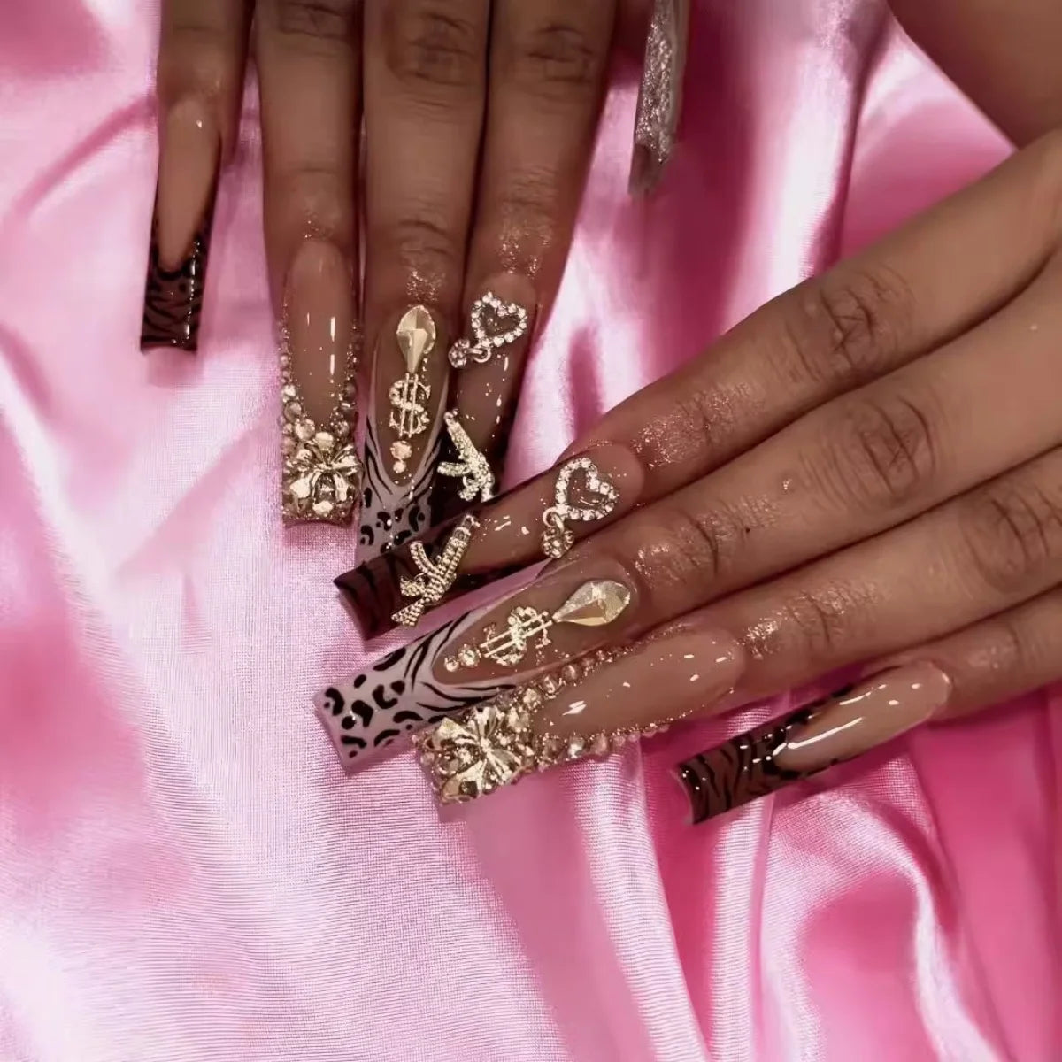 24pcs long square Press on Nails wealth decora French 3D Bow rhinestone Pink Fake Nails Cute Long Nail Art wearable detachable
