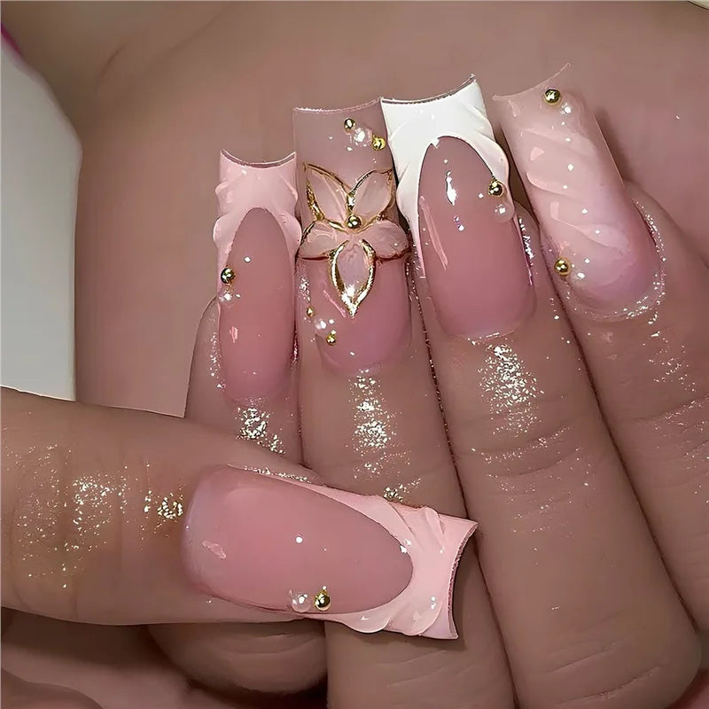 Romantic Pink Gradient Fake Nails Exquisite Flower and Gold Jewelry Fashion Personalized Nail Art Set Suitable for Women