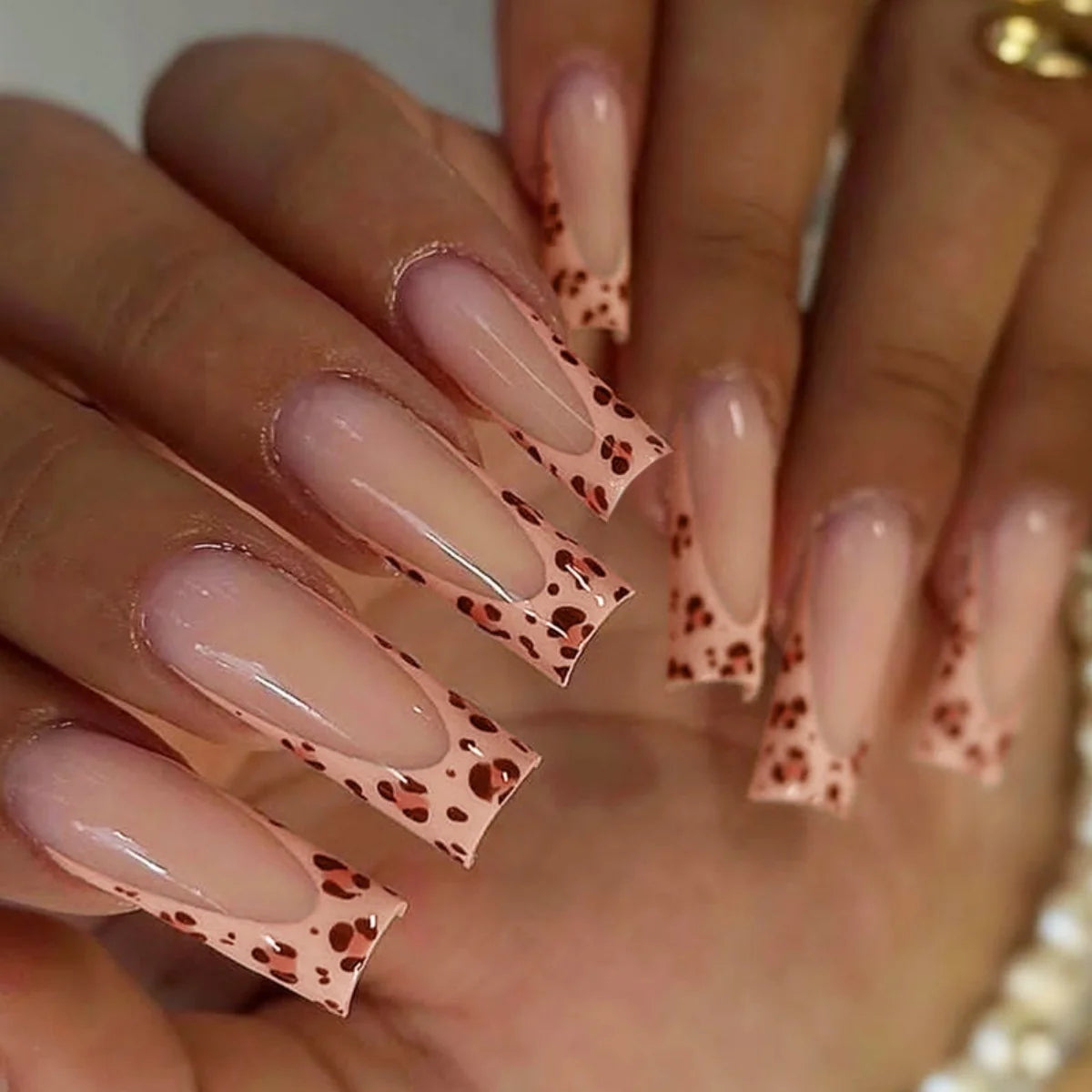 24Pcs Leopard Print Design False Nails with Bow Rhinestone Long Square Press on Nails Wearable French Ballet Fake Nail Tips